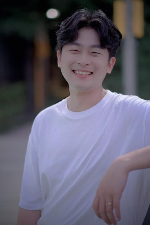문도현 프로필 — 클로즈업